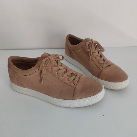 VINCE Sneakers Tan Size 8 Suede Lowtop Minimalist Lace Up White Sole BELFORD EUC - Picture 2 of 13